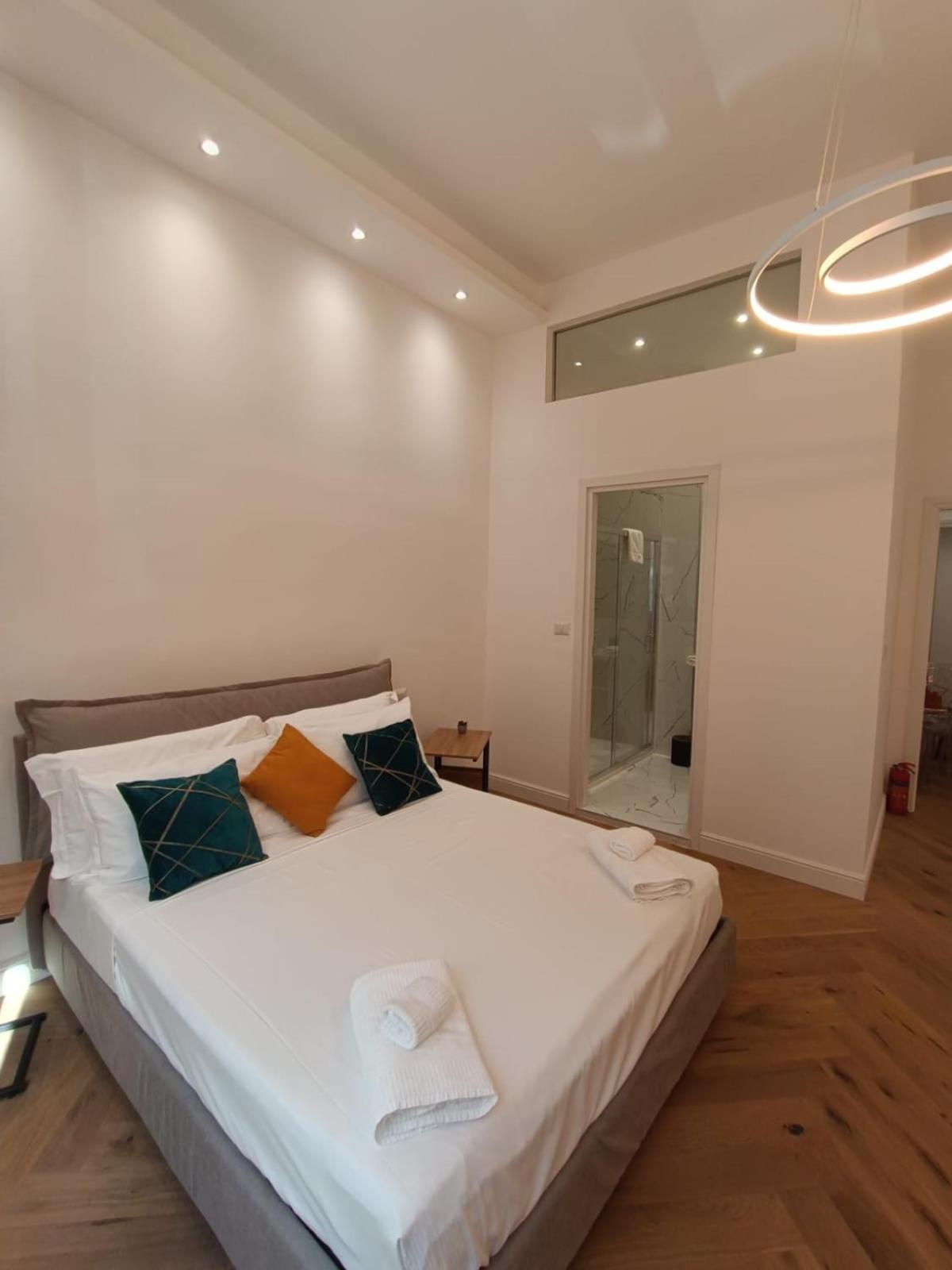 Be-C0 Centrale New Double Suite Milão Exterior foto